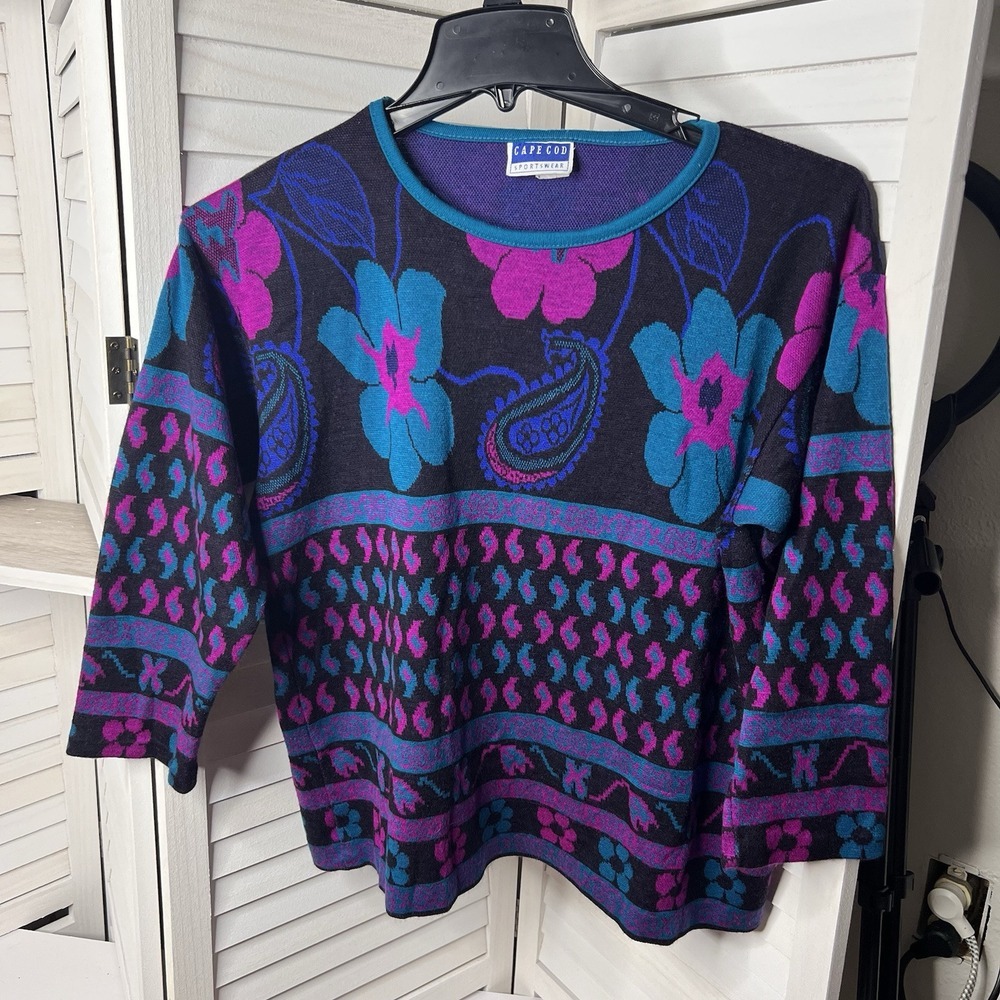 Vintage 80's Cape Cod Sportswear Women's Sweater Size Medium‎ ColorfulExcellent!